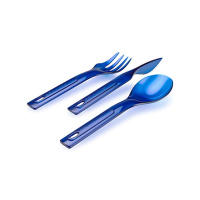 Packs together in a lightweight cutlery set bundle