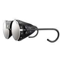 Traditional mountaineering round lenses with leather nose piece and side shields