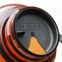 Snaps into your Wide Mouth bottle to control spills and splashes.