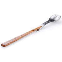 With great skill comes great reward! This unique ultra-clean camp utensil gives you the function of a spoon, fork and a set of chopsticks.